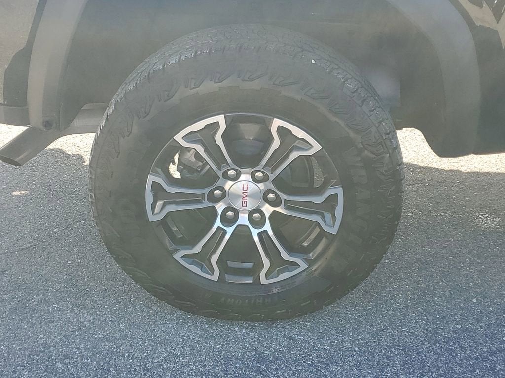 2025 GMC Canyon AT4