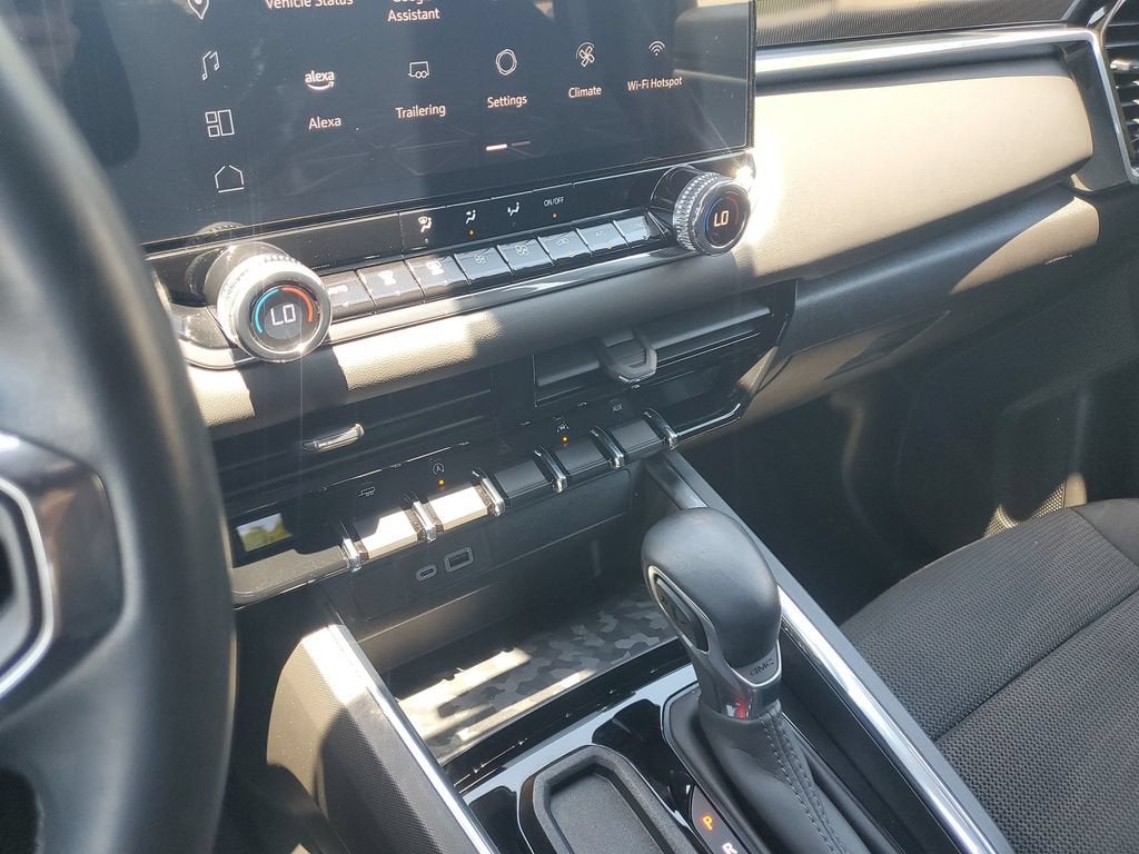 2024 GMC Canyon Elevation