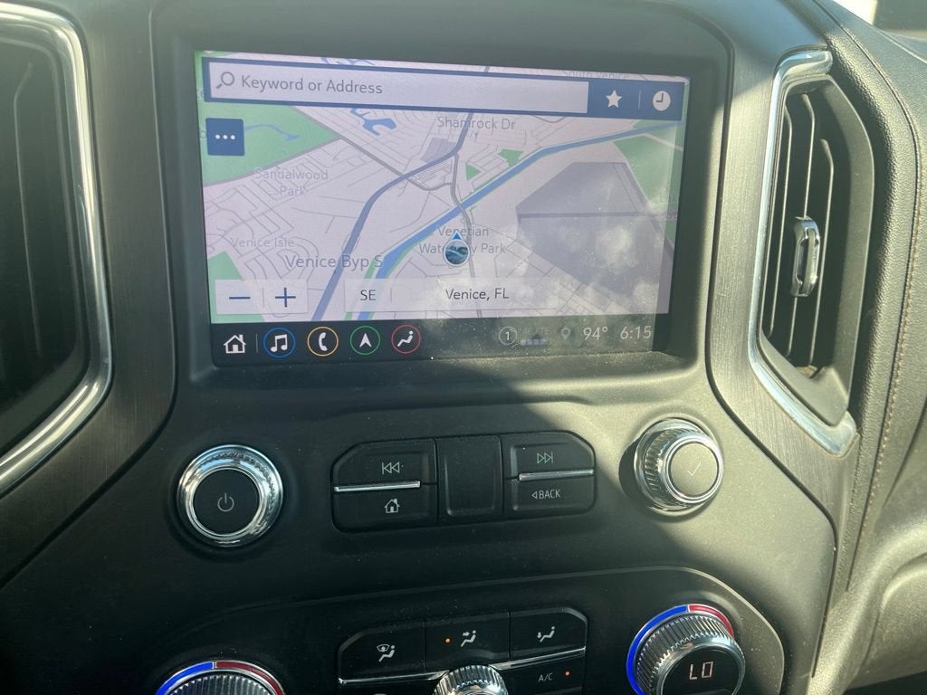 2022 GMC Sierra 1500 Limited AT4