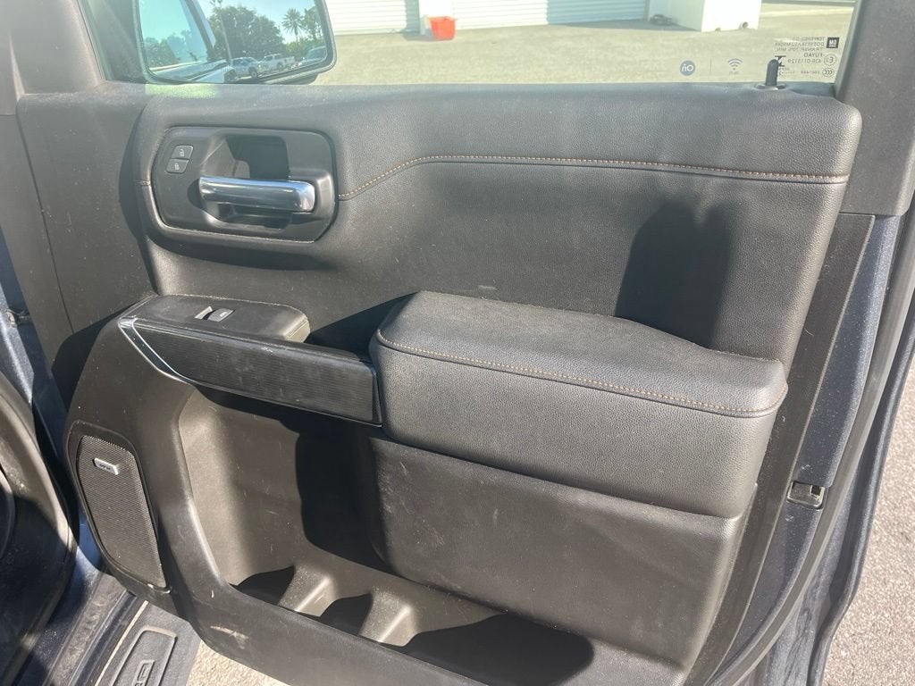 2022 GMC Sierra 1500 Limited AT4