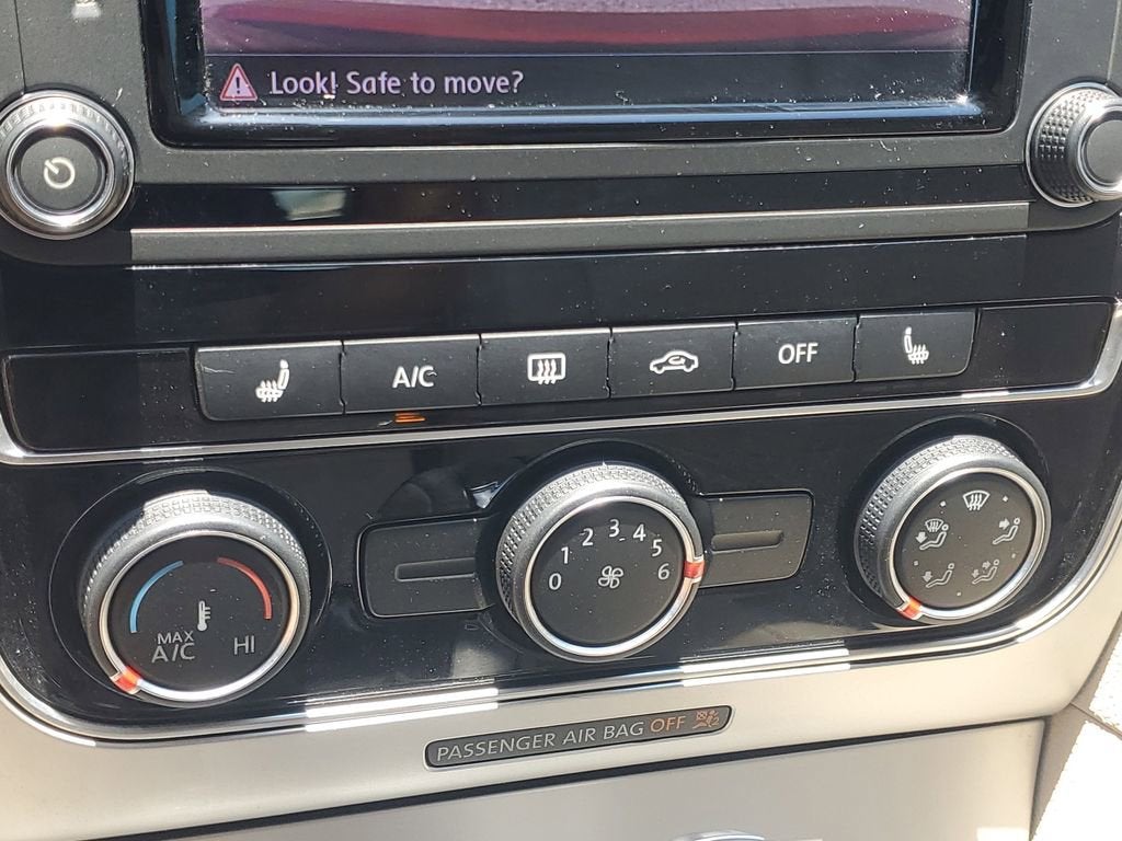 2019 Volkswagen Passat 2.0T Wolfsburg Edition