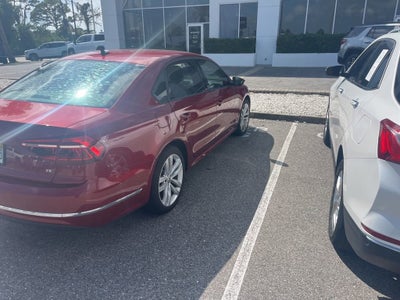 2019 Volkswagen Passat 2.0T Wolfsburg Edition