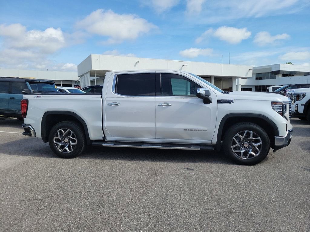 2023 GMC Sierra 1500 SLT