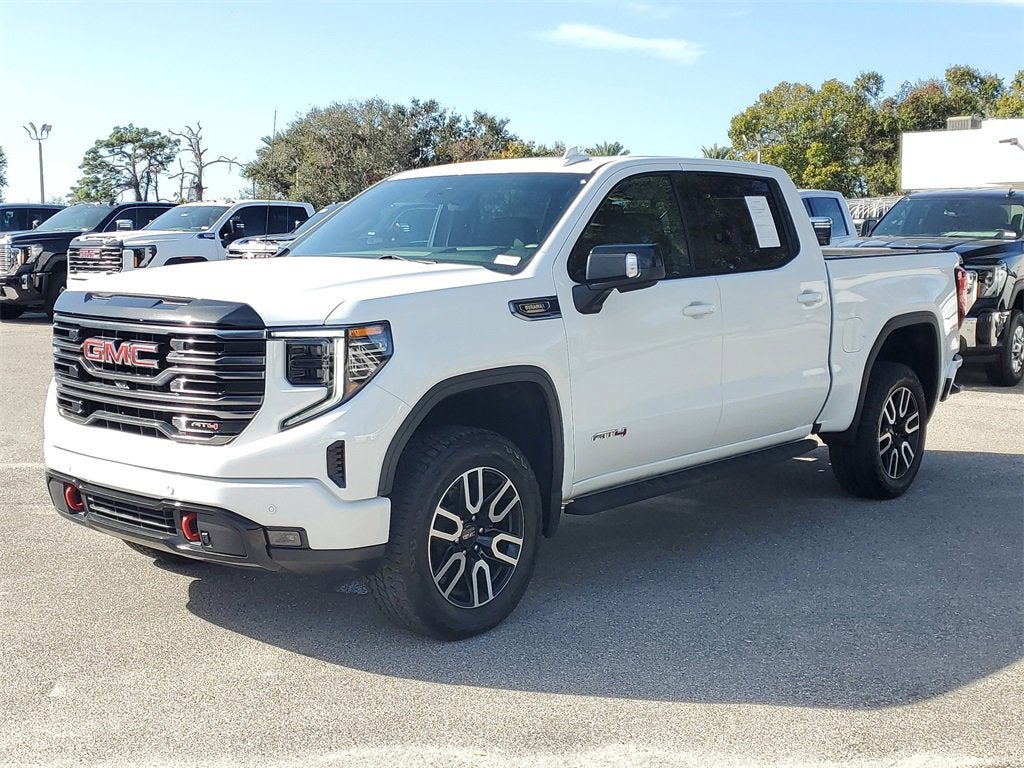 2025 GMC Sierra 1500 AT4