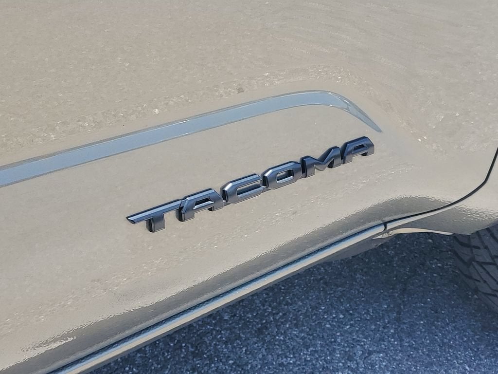 2025 Toyota Tacoma Hybrid TRD Off Road