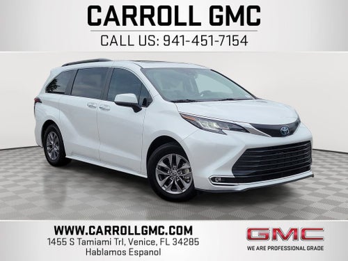 2023 Toyota Sienna XLE