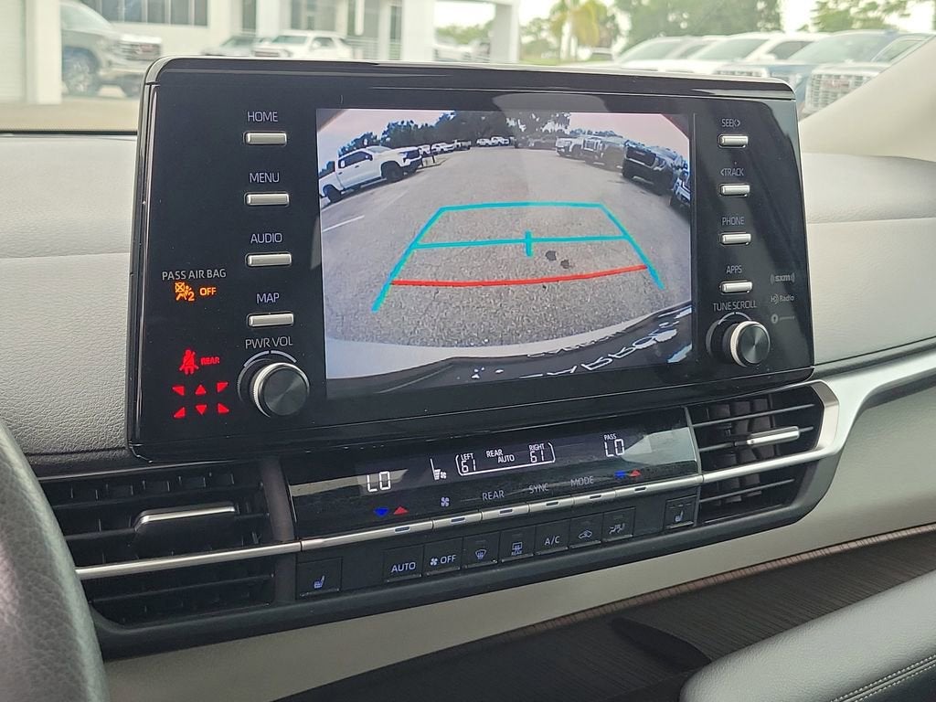 2023 Toyota Sienna XLE