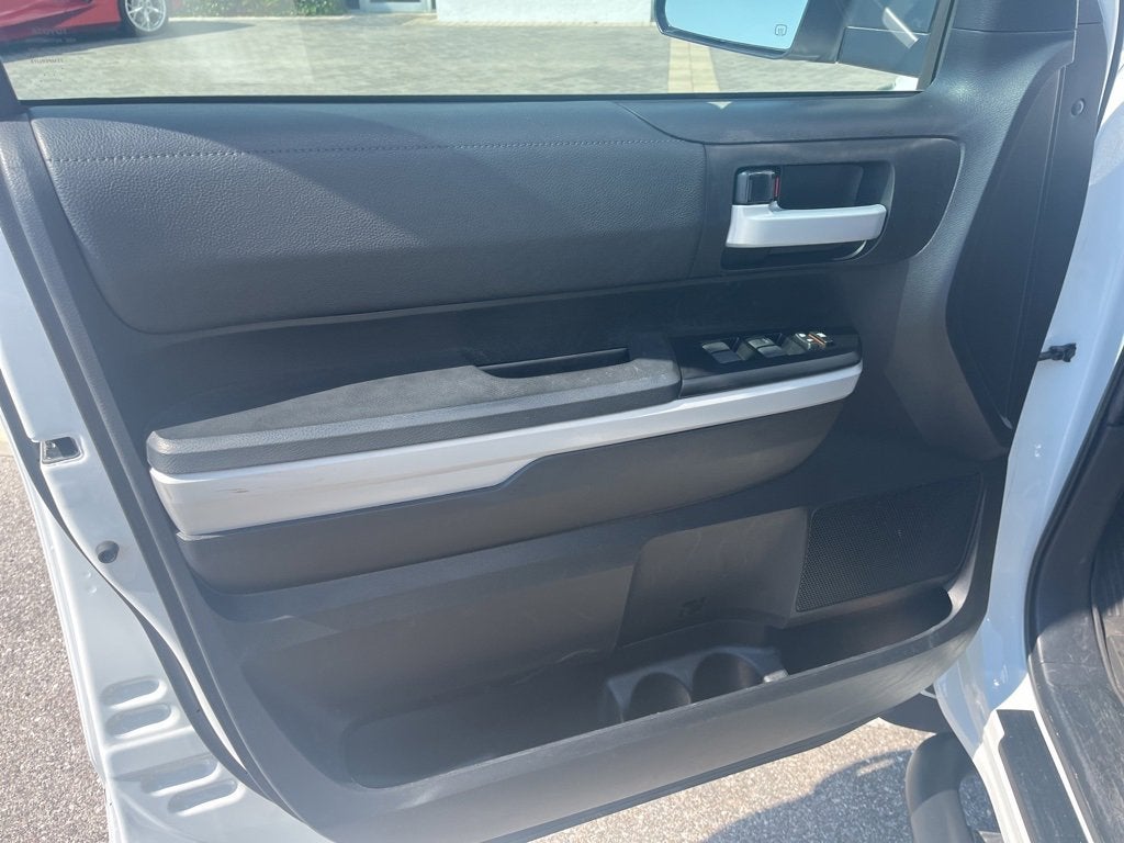 2021 Toyota Tundra 4WD SR5