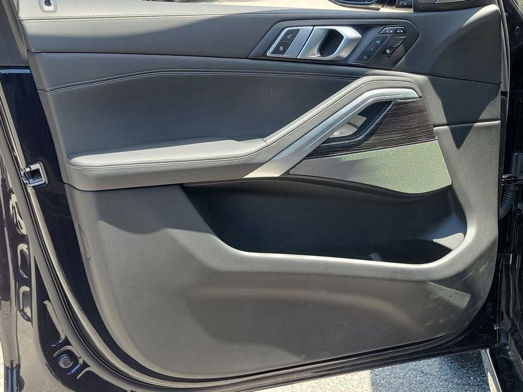 2024 BMW X6 xDrive40i