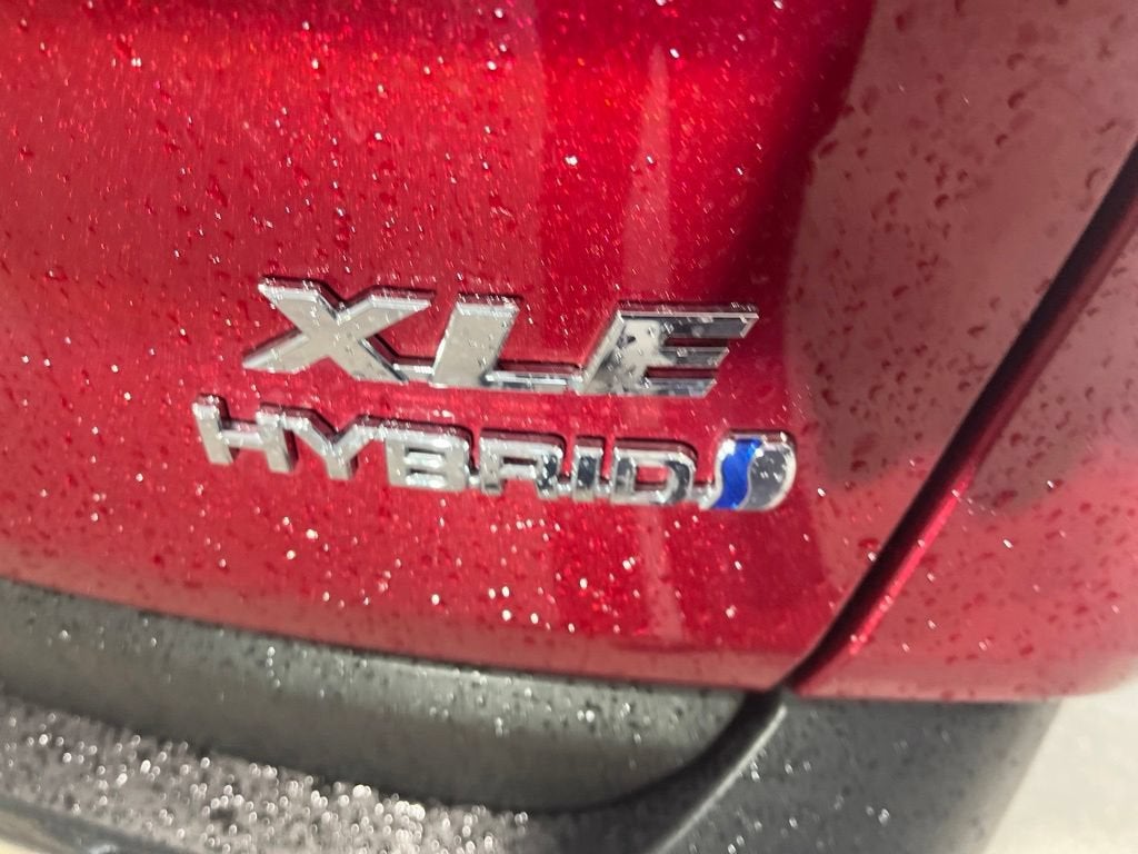 2023 Toyota RAV4 Hybrid XLE Premium