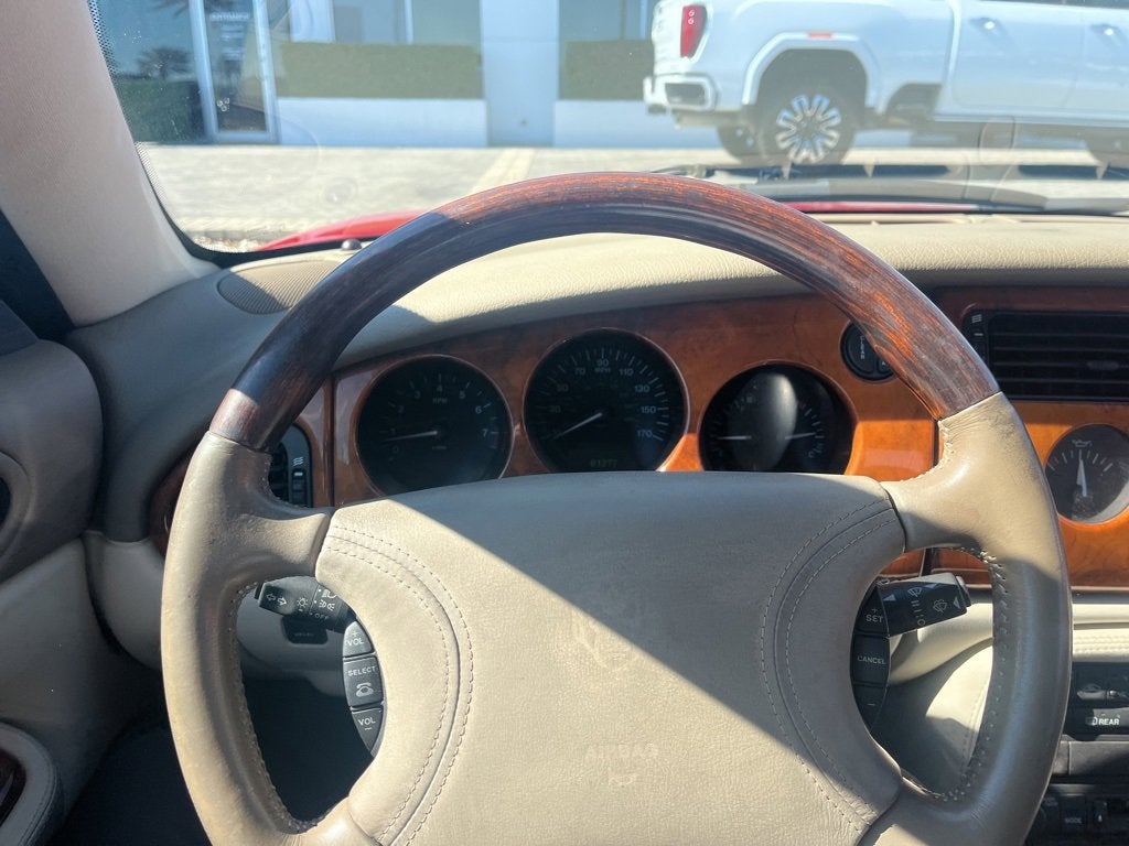 2000 Jaguar XK8 Base
