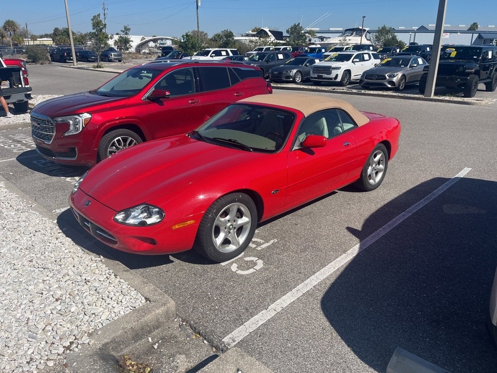 2000 Jaguar XK8 Base