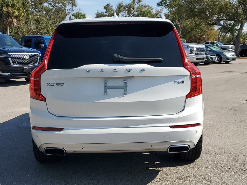 2019 Volvo XC90 Momentum