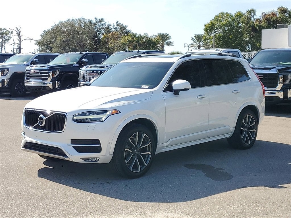 2019 Volvo XC90 Momentum