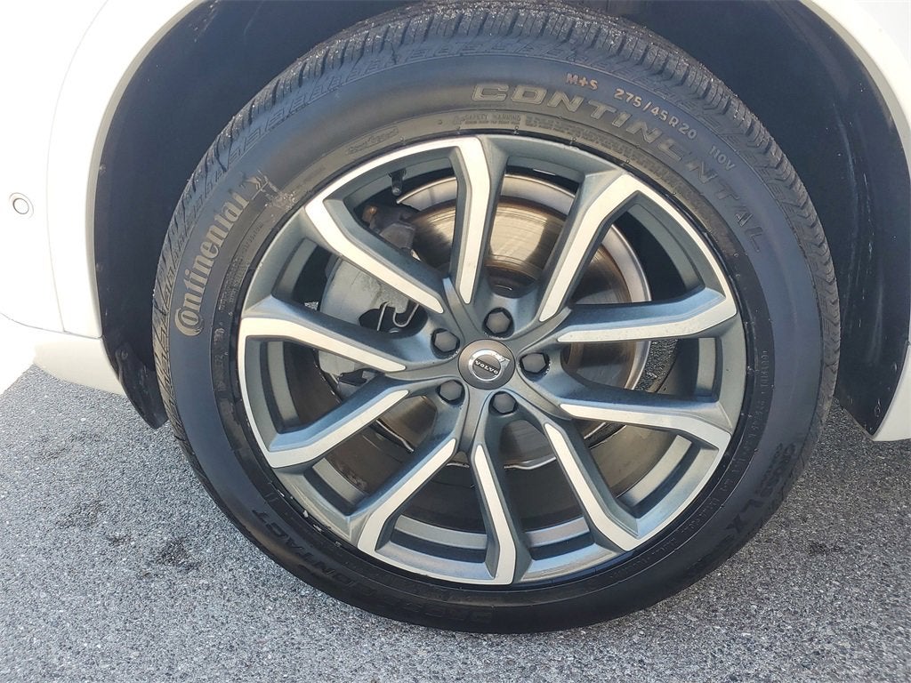 2019 Volvo XC90 Momentum